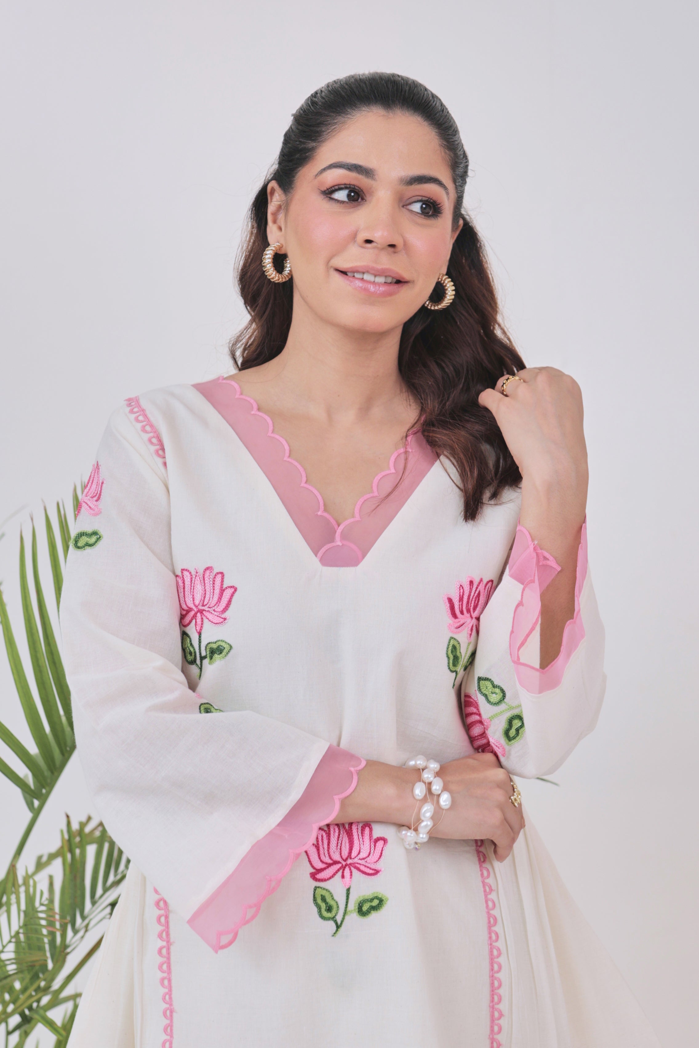 Camellia - Embroidered Balloon Pant set