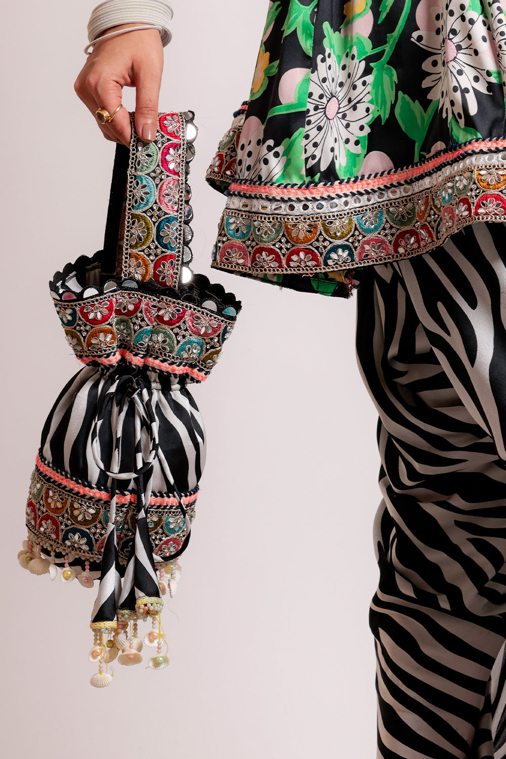 IRAAYA DHOTI SET