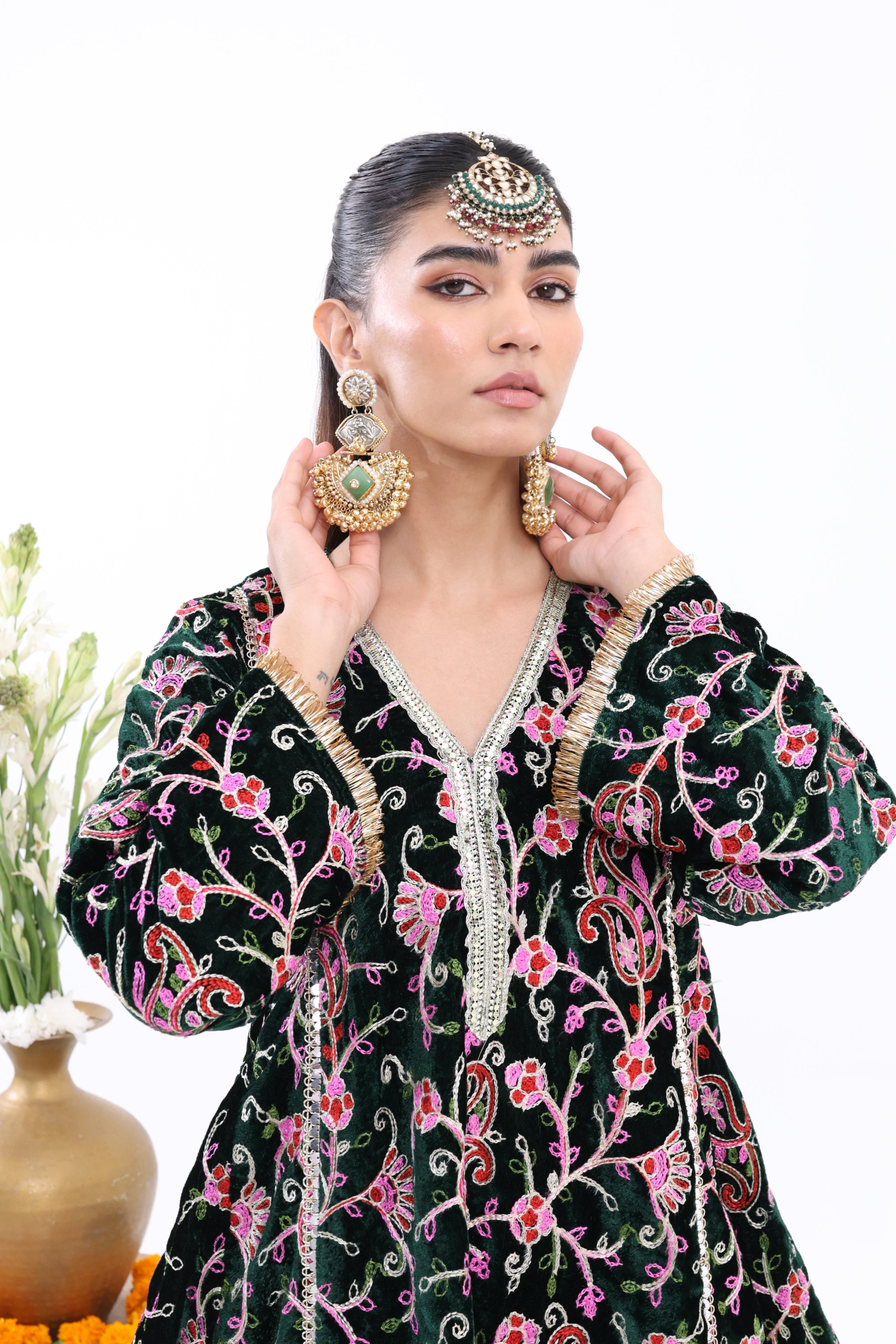 Green Mehrukh – Velvet Co-ord Set