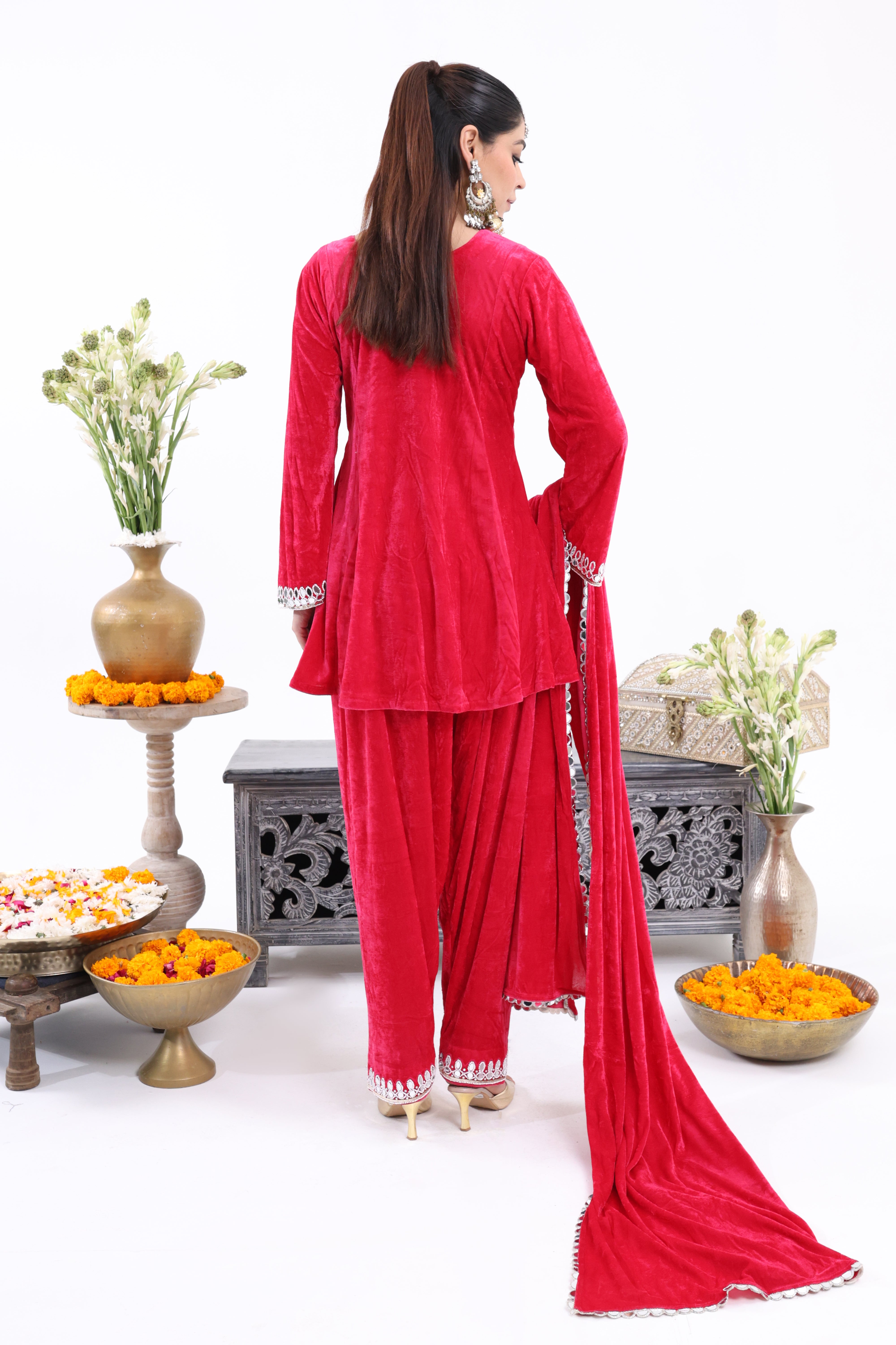 Pink Feroza – Velvet Farshi Salwar Suit