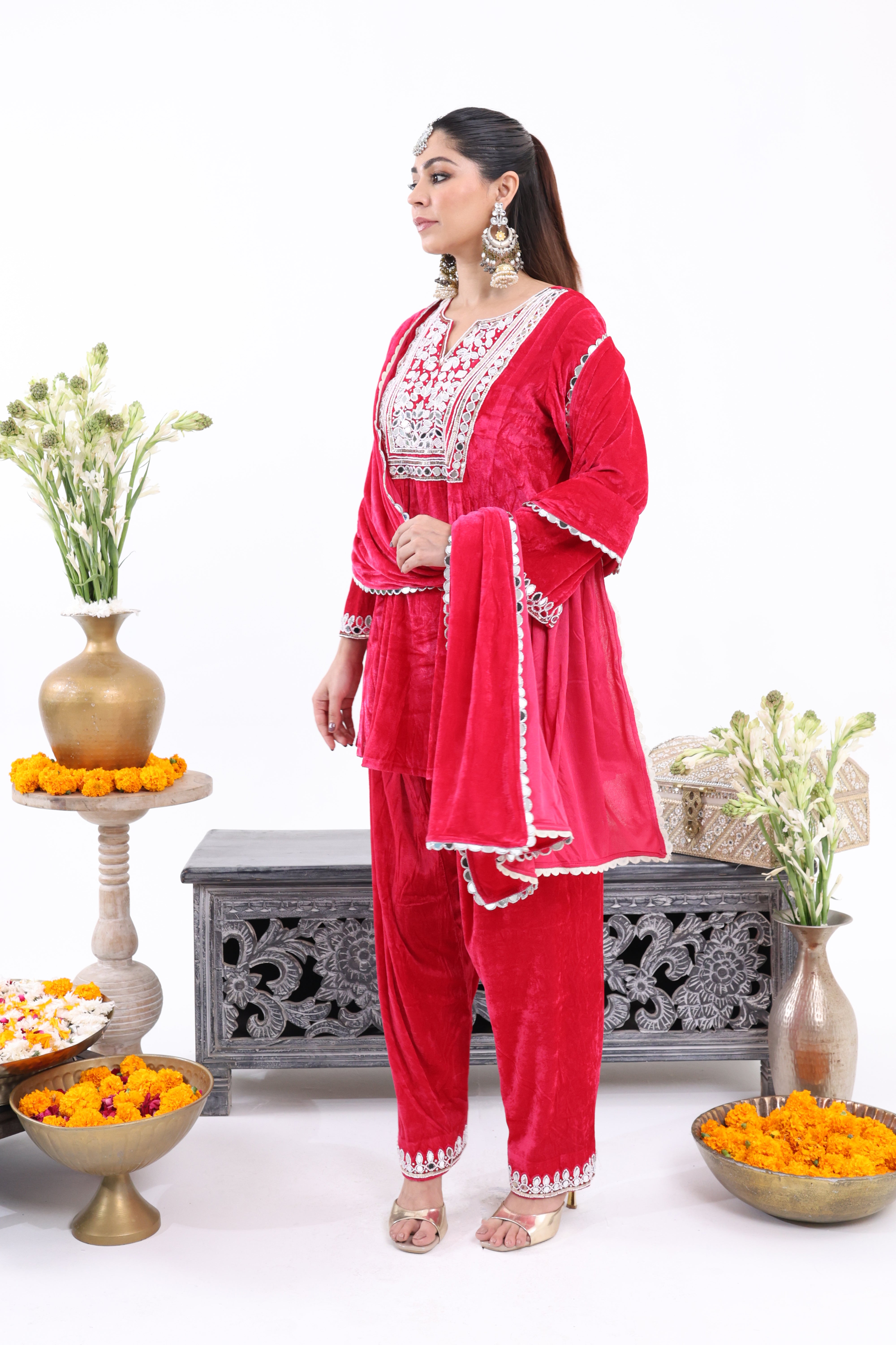 Pink Feroza – Velvet Farshi Salwar Suit