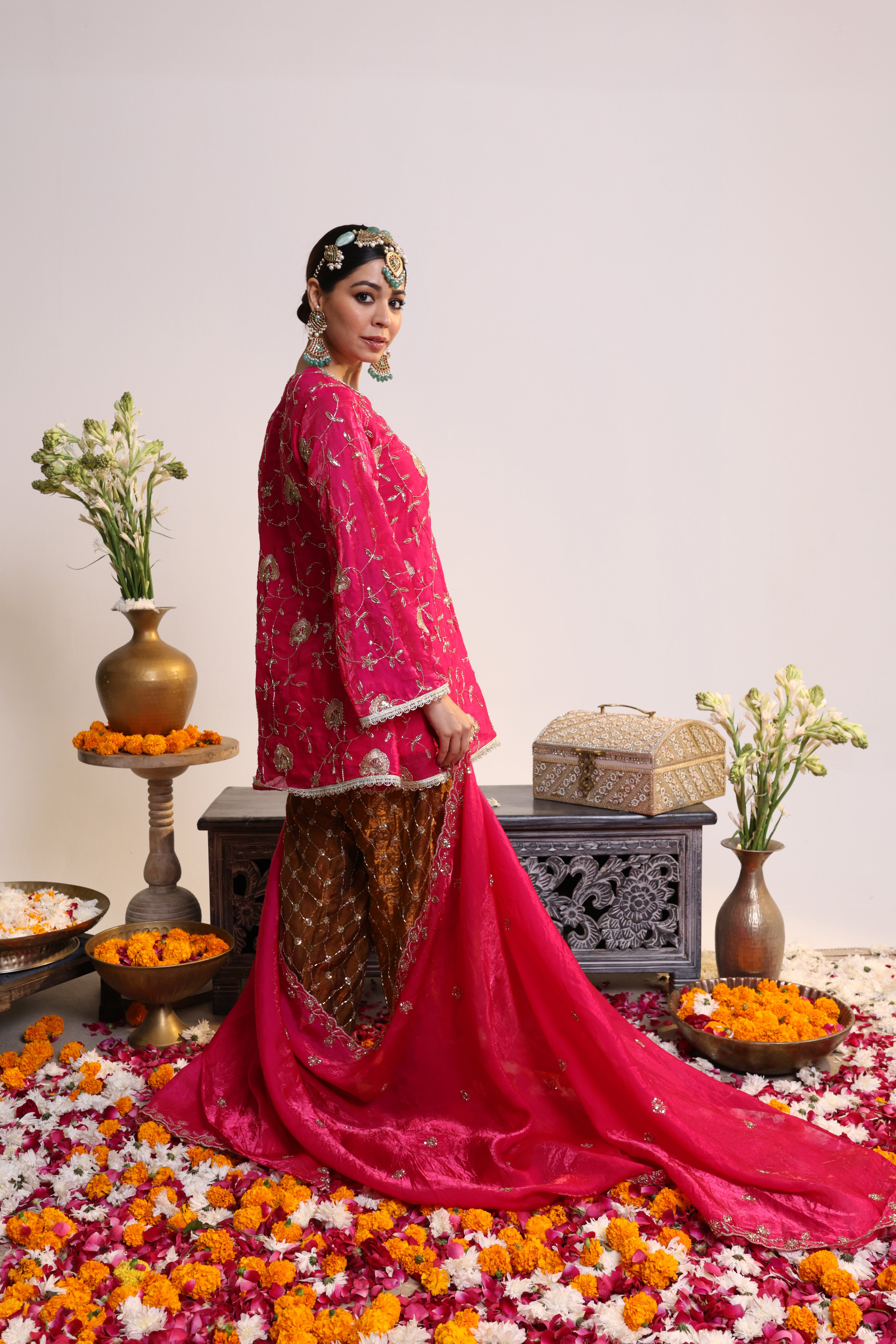 Pink Mahira – Farshi Salwar Suit