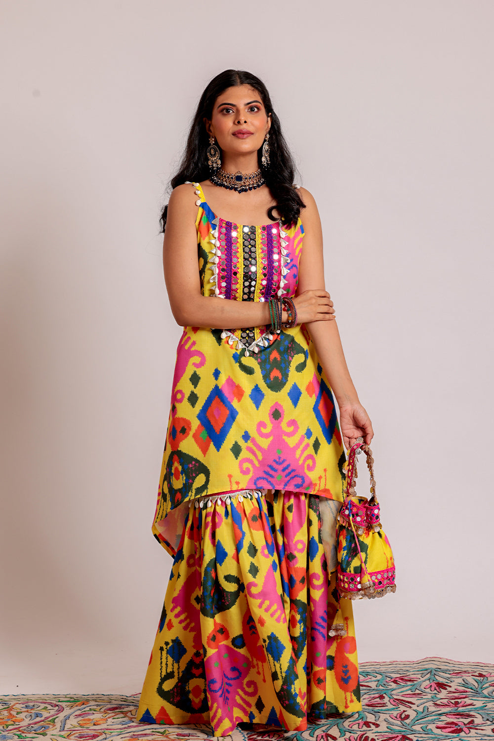 SIYAH GHARARA SET