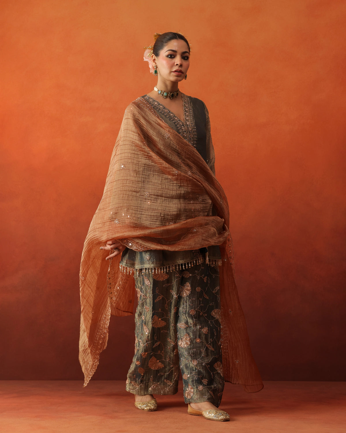 Nazaqat - Pleated Farshi Pants Set With Dupatta