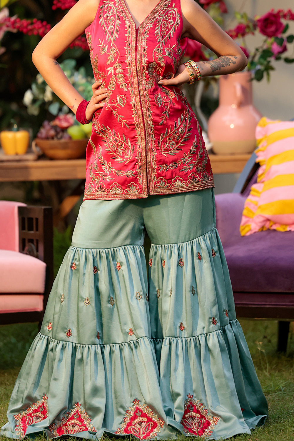INAAZ GHARARA SET