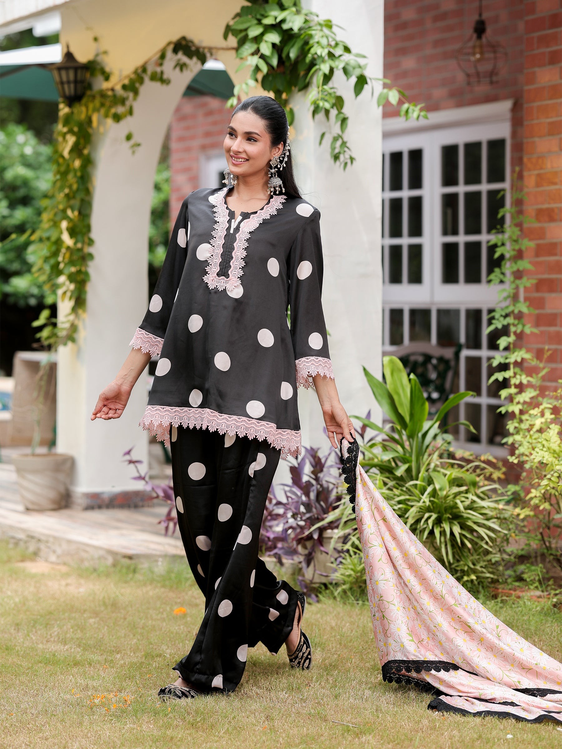Keya – Bell Bottom Pants Set with Dupatta