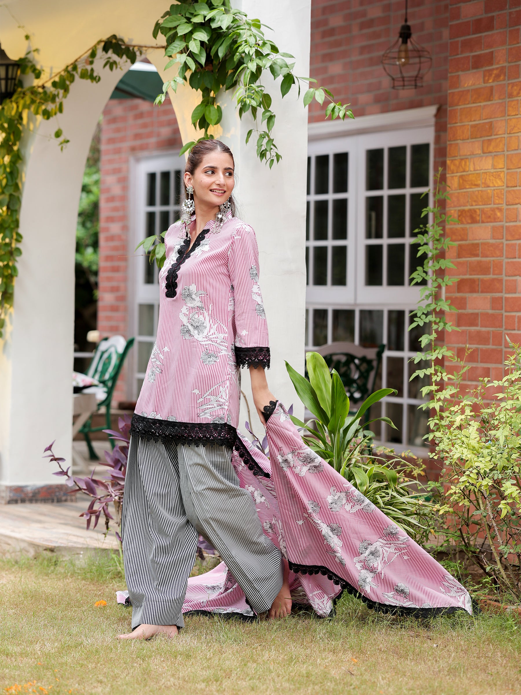 Viya – Farshi Salwar Set with Dupatta