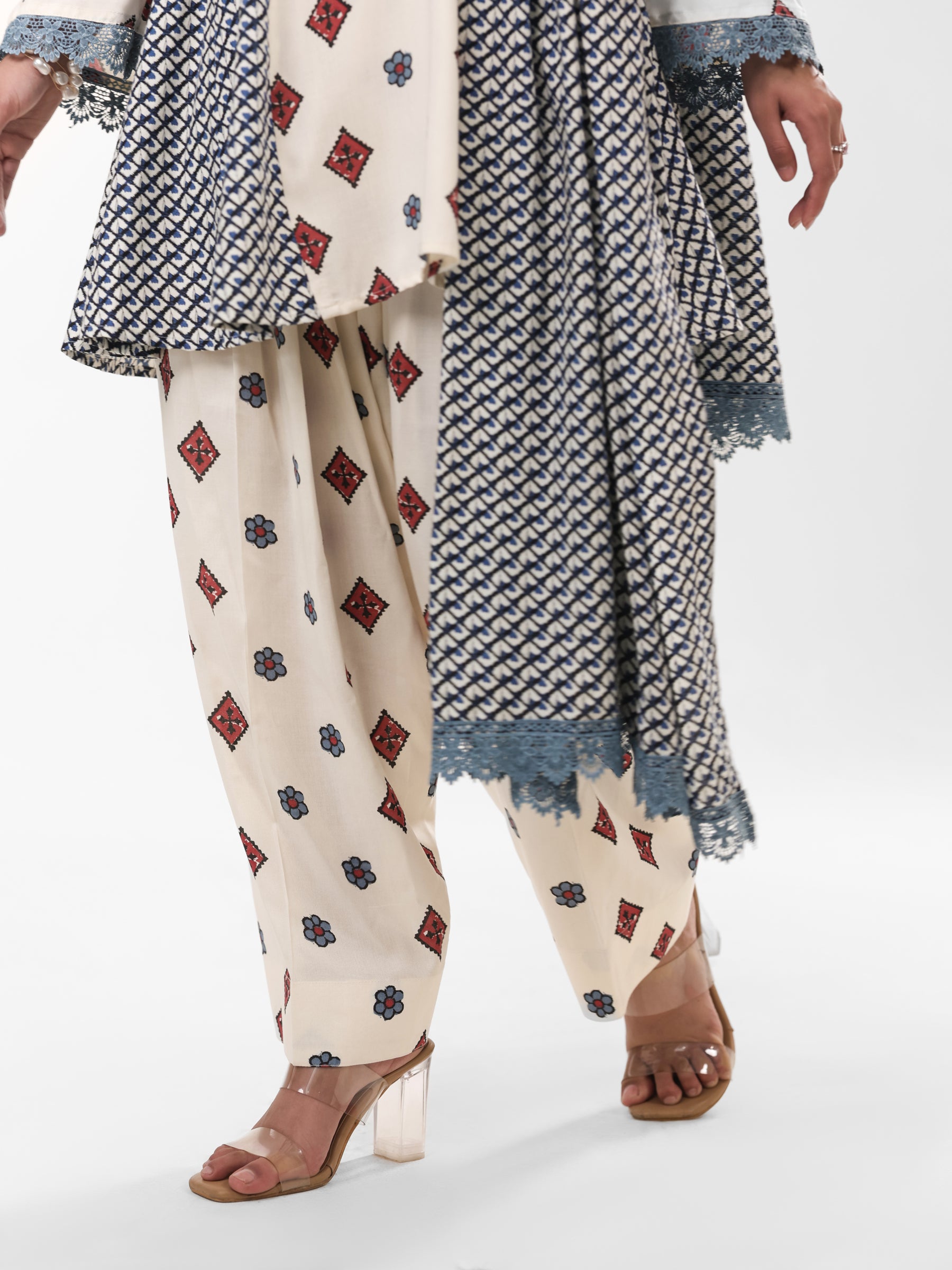 Zaria - Farshi Salwar Set