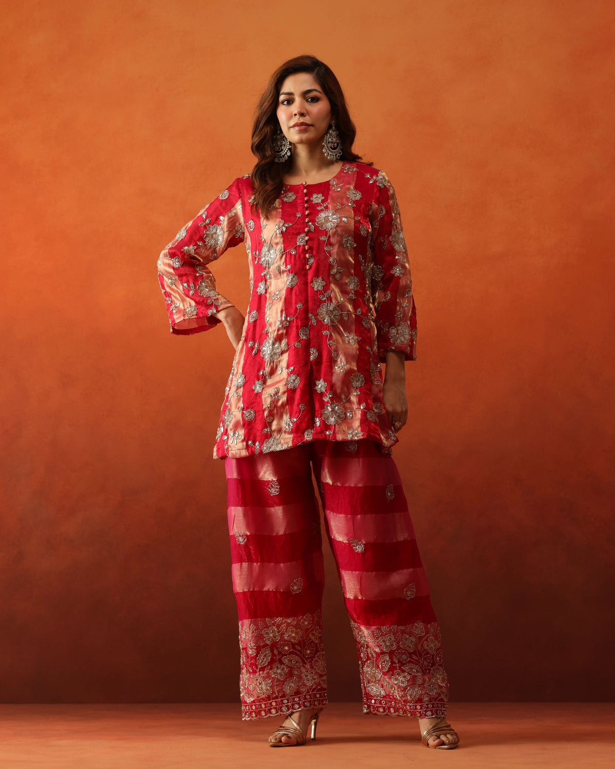 Surkh - Pleated Farshi Pants Set