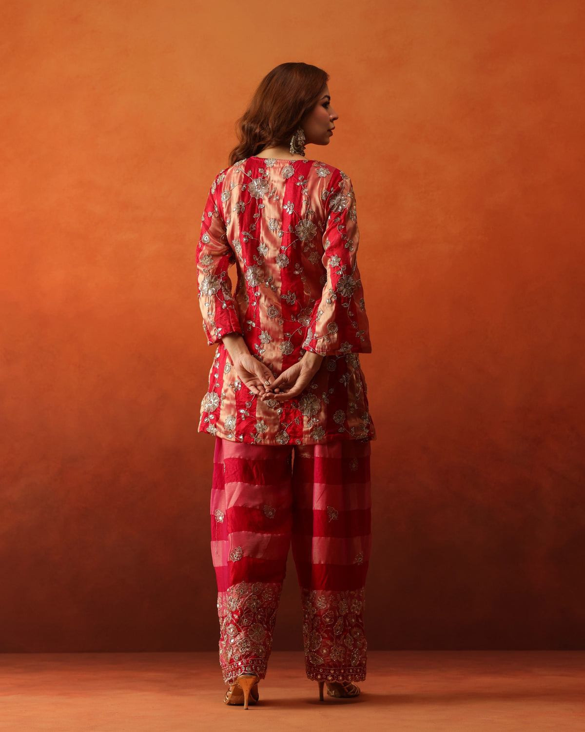Surkh - Pleated Farshi Pants Set