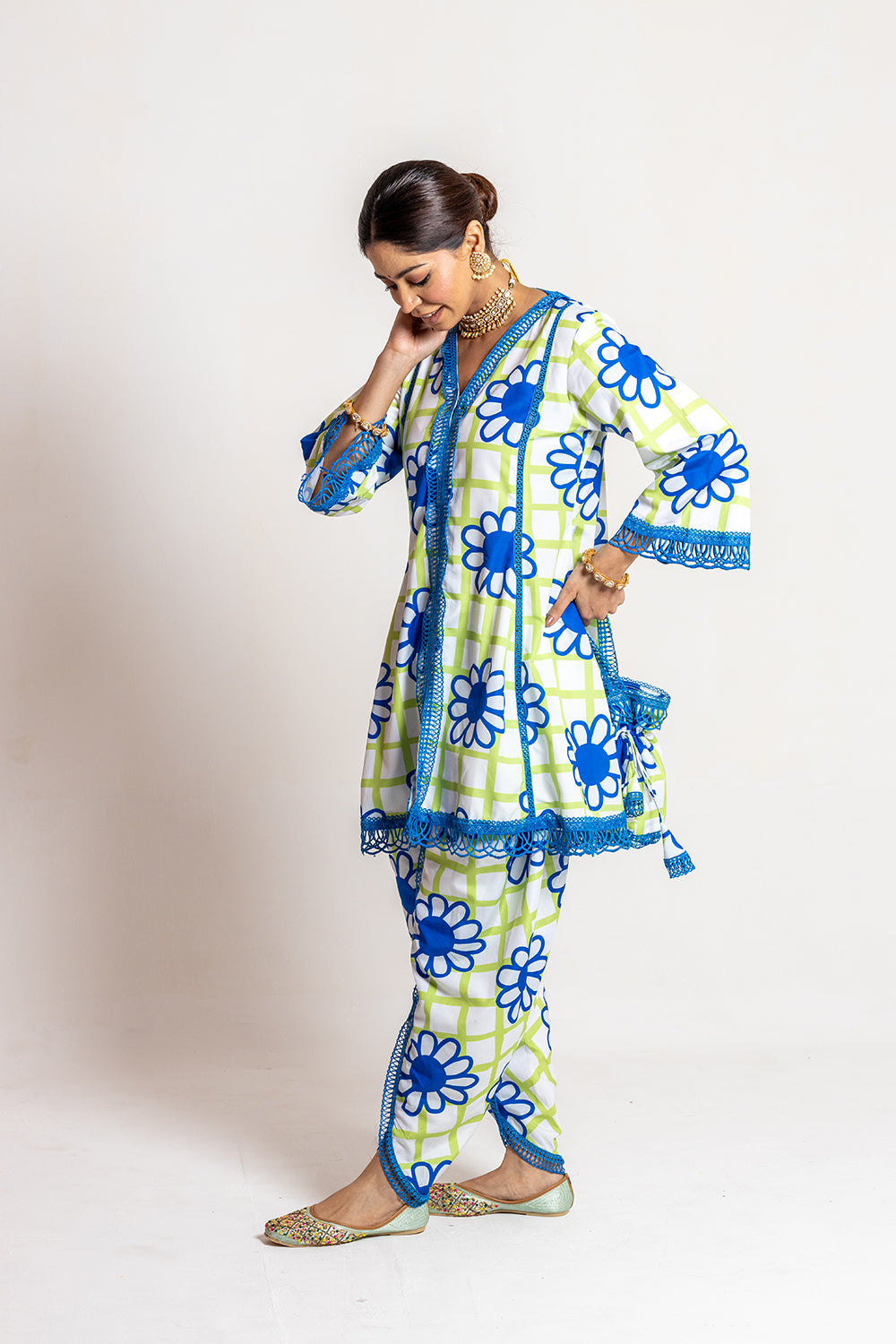 Dhoti set with Potli Timeless Printed Style