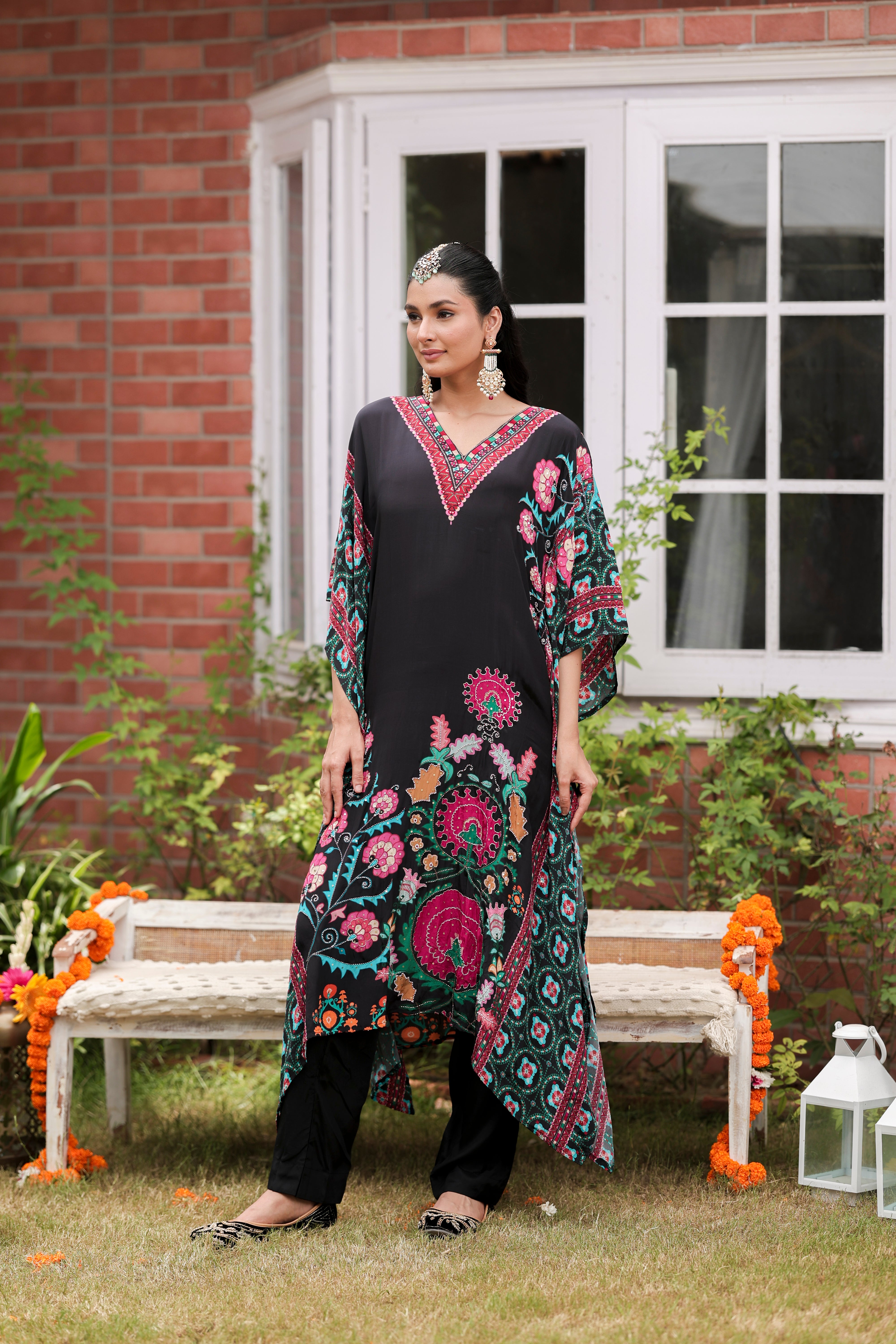 Raqs - Kaftaan Set with Pants