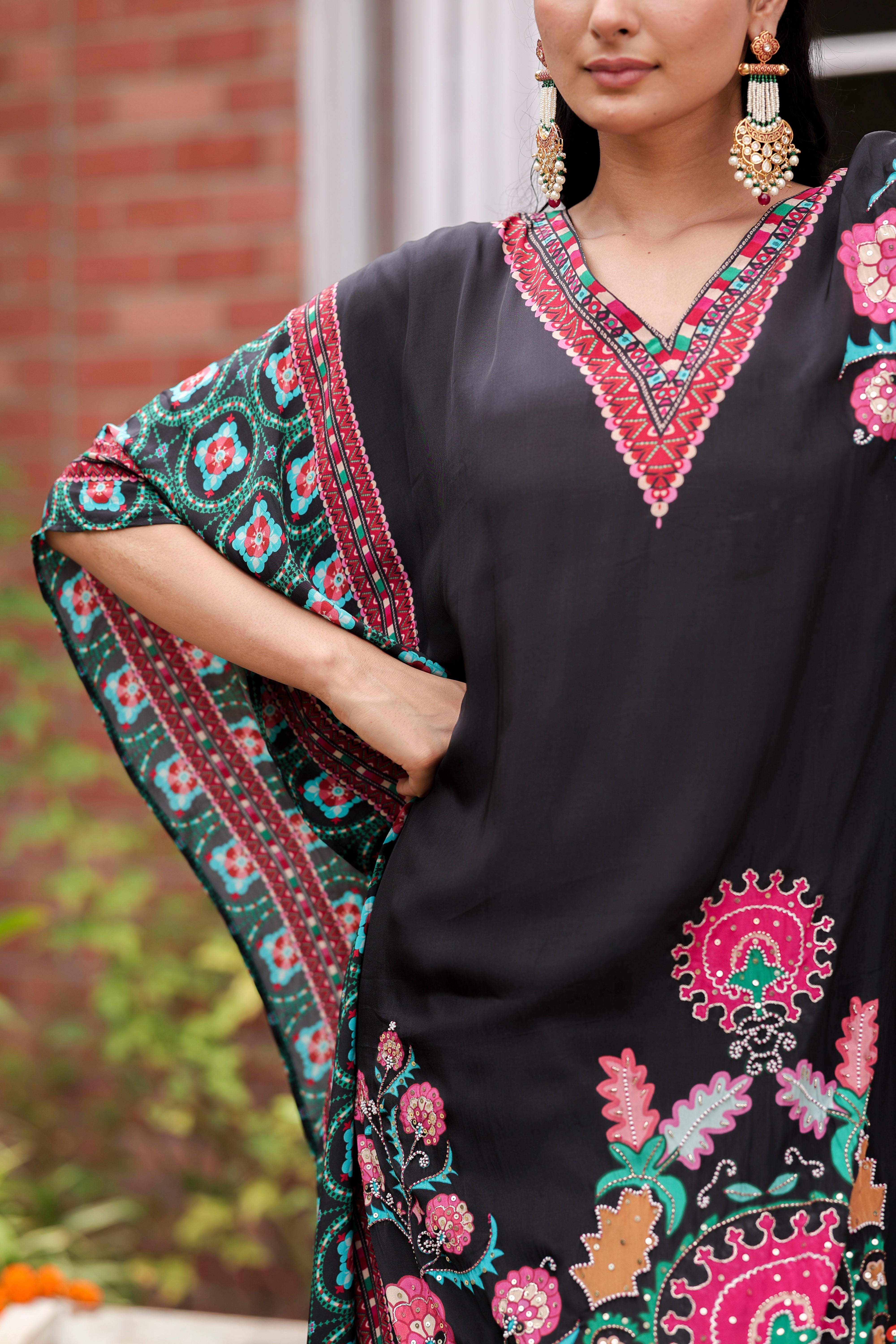 Raqs - Kaftaan Set with Pants