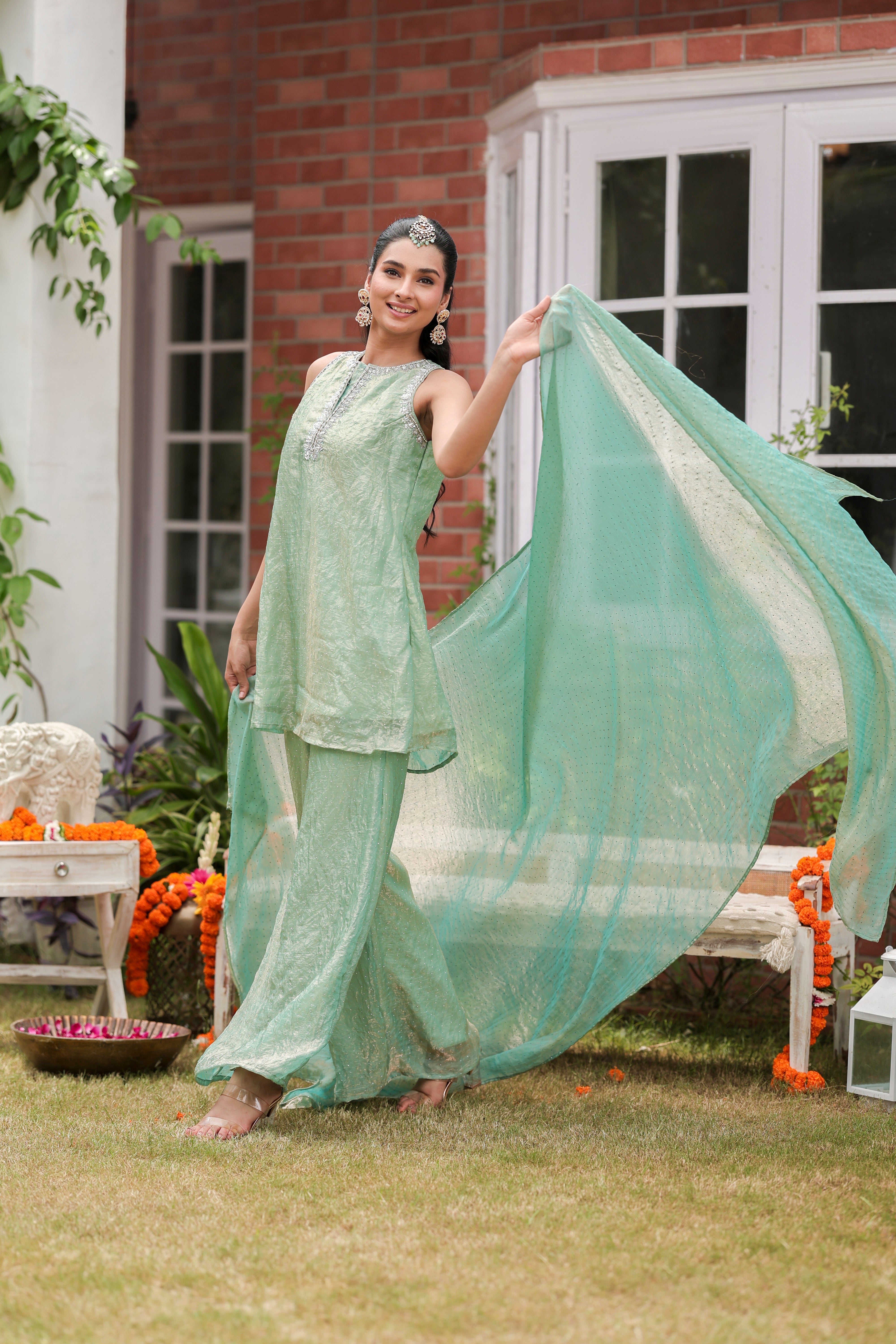 Zoha - Kurta and Pants Set with Dupatta