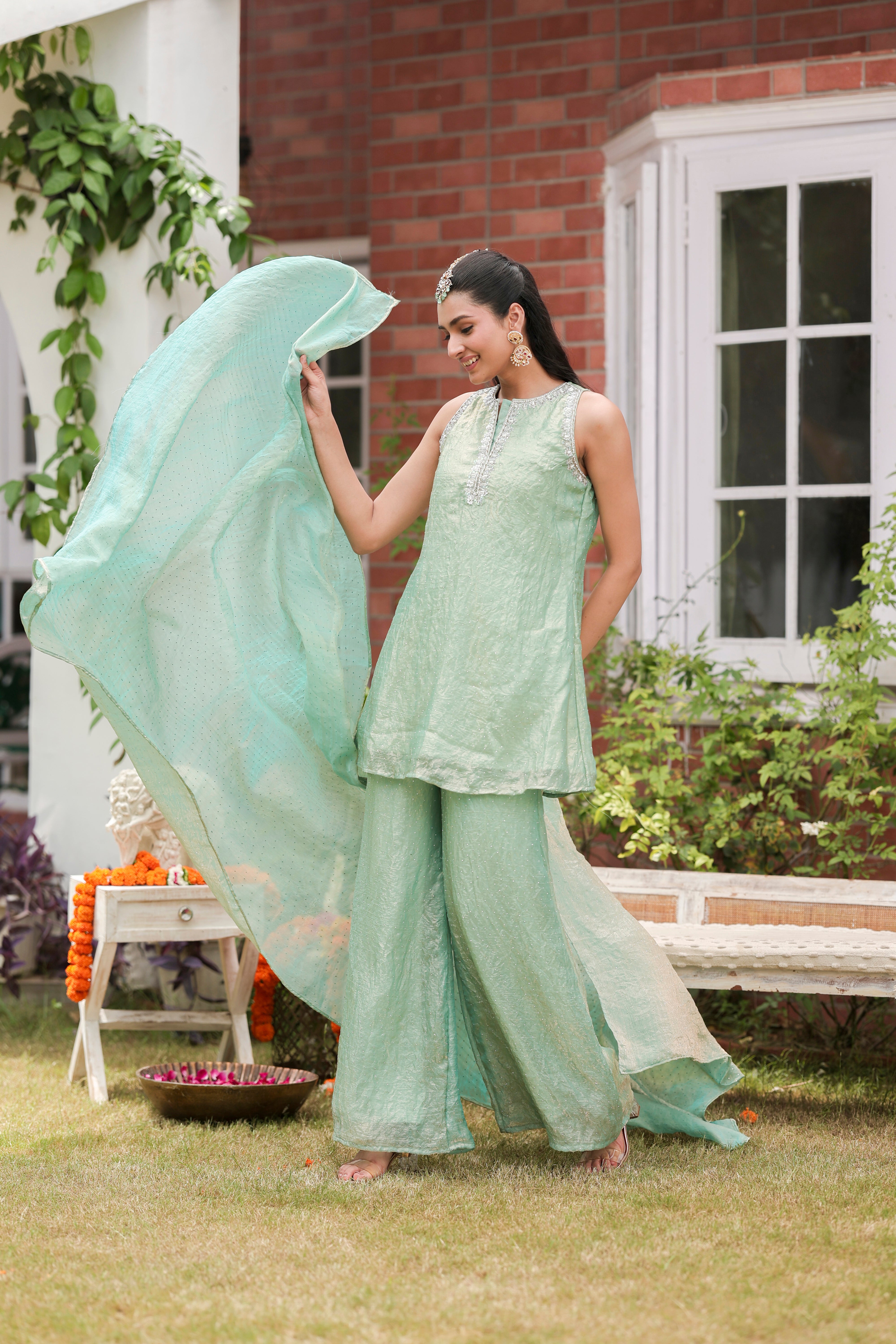 Zoha - Kurta and Pants Set with Dupatta